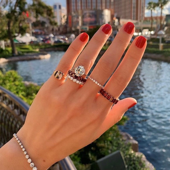 Emerald Cut Garnet Band 14k gold size 6.5 - Picture 2 of 6